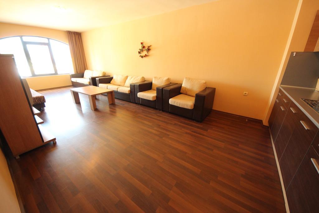 Menada Villa Bonita Apartments Слънчев бряг Екстериор снимка