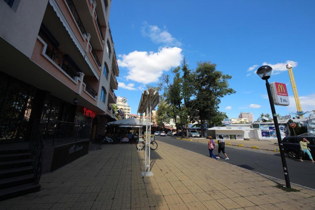 Menada Villa Bonita Apartments Слънчев бряг Екстериор снимка