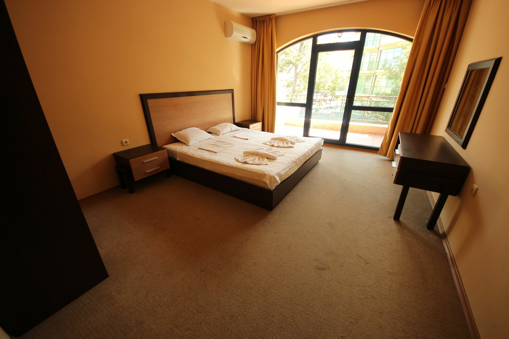 Menada Villa Bonita Apartments Слънчев бряг Екстериор снимка